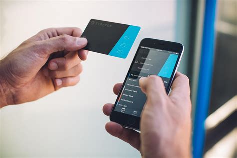 Stratos Card Review: This Smart Credit Card Is Still Too Dumb